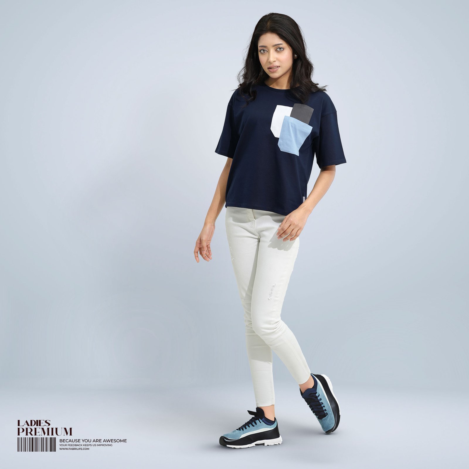 12 Women Premium Tee - Herminie - Image 1